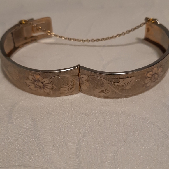 Vintage Chunky Flower Designs Silver Tone Bracelet 8.1/8" Circle Length - Picture 7 of 16